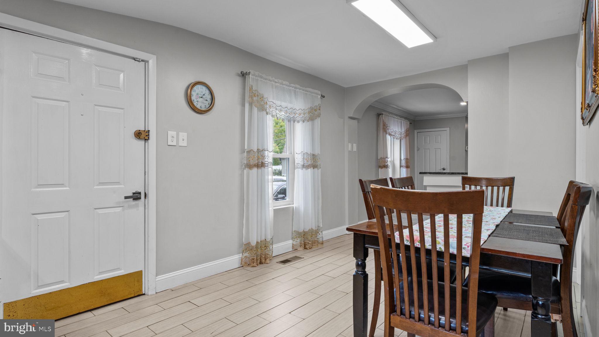 SHERWOOD ESTATES - Residential