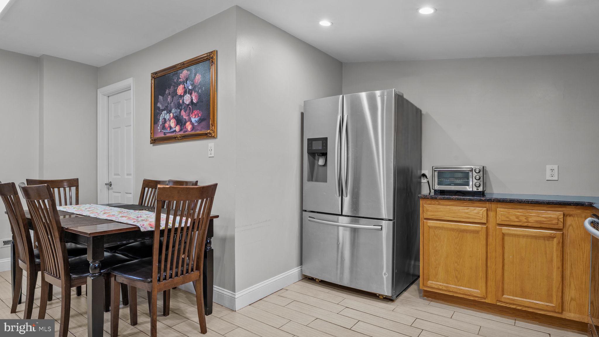 SHERWOOD ESTATES - Residential