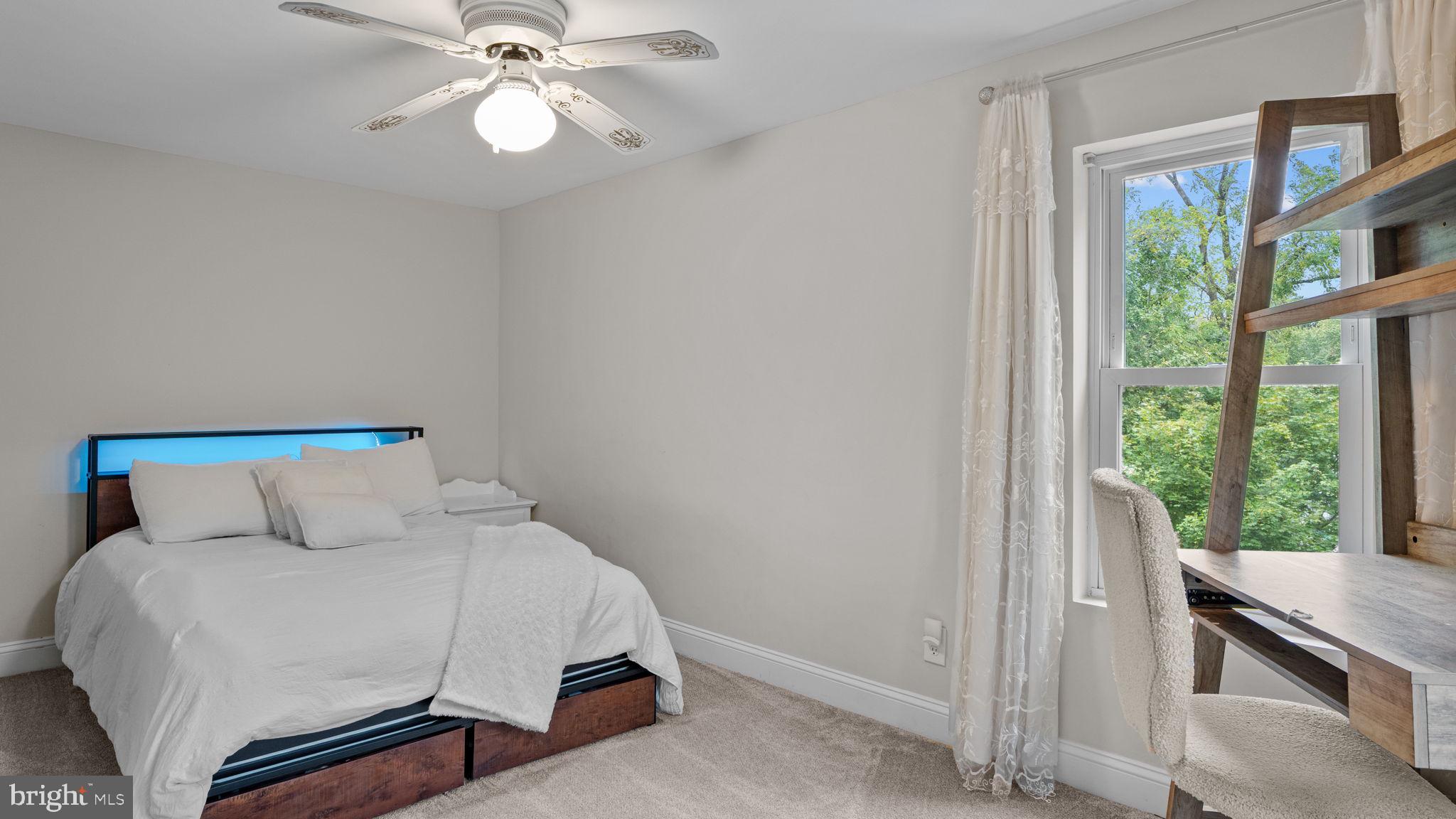 SHERWOOD ESTATES - Residential