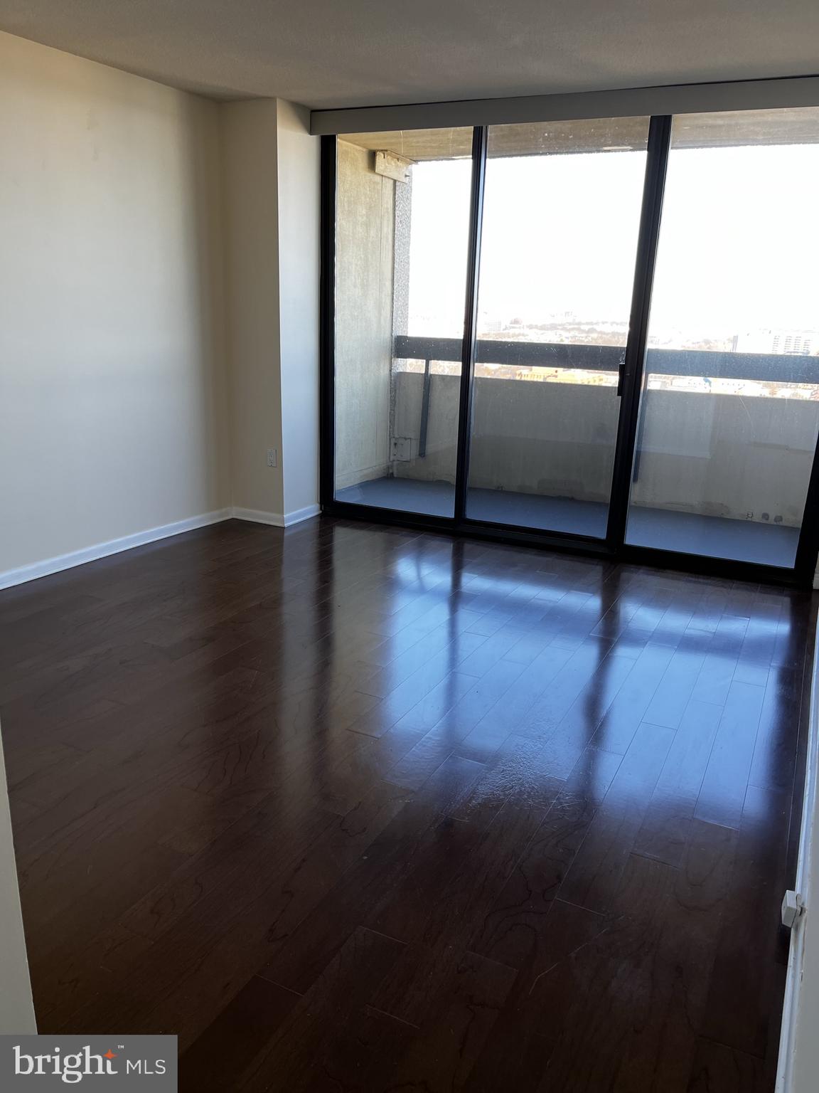 ALEXANDRIA HOUSE - Residential Lease