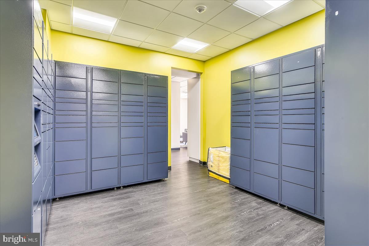 ALEXANDRIA HOUSE - Residential Lease