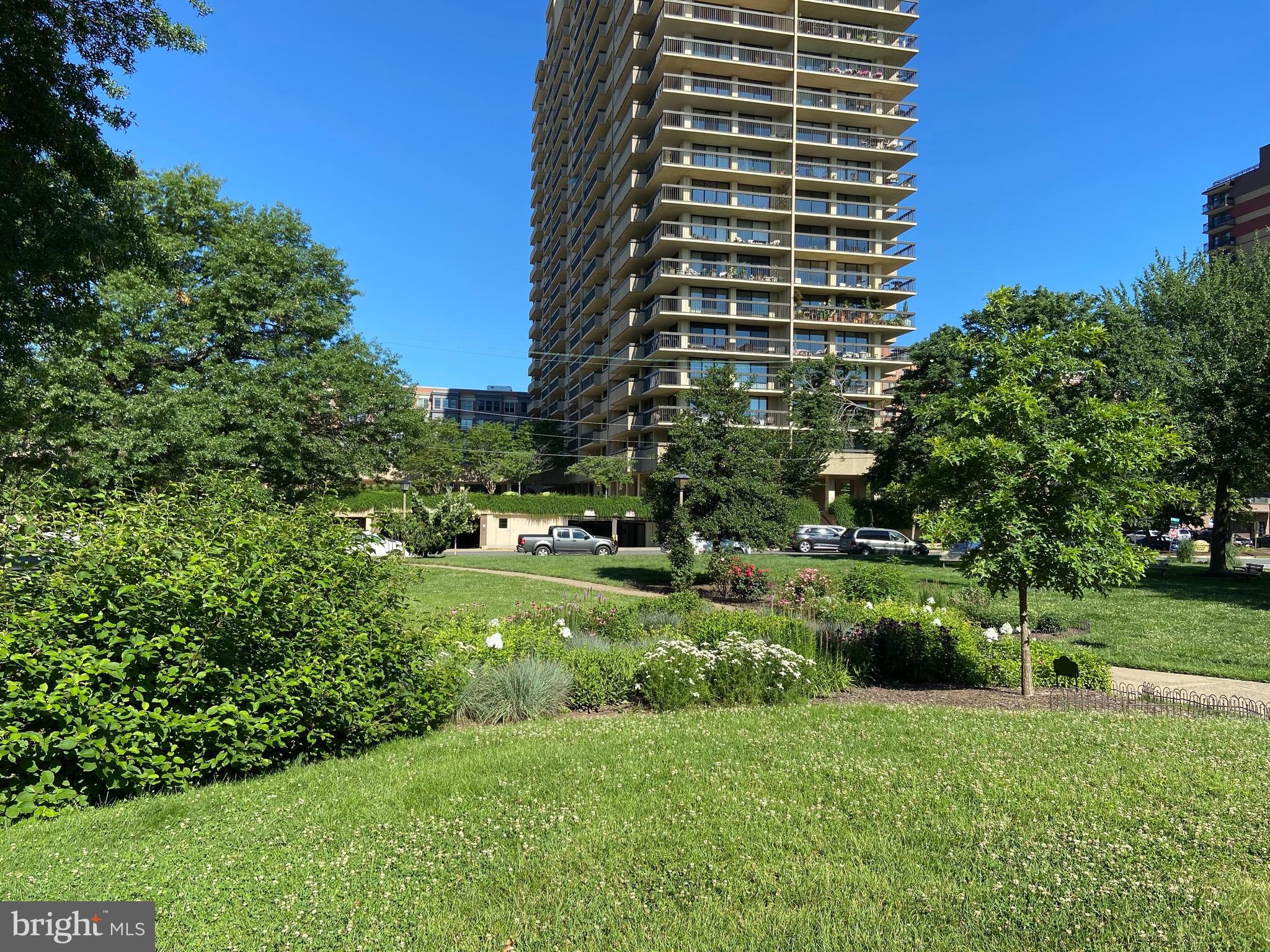 ALEXANDRIA HOUSE - Residential Lease