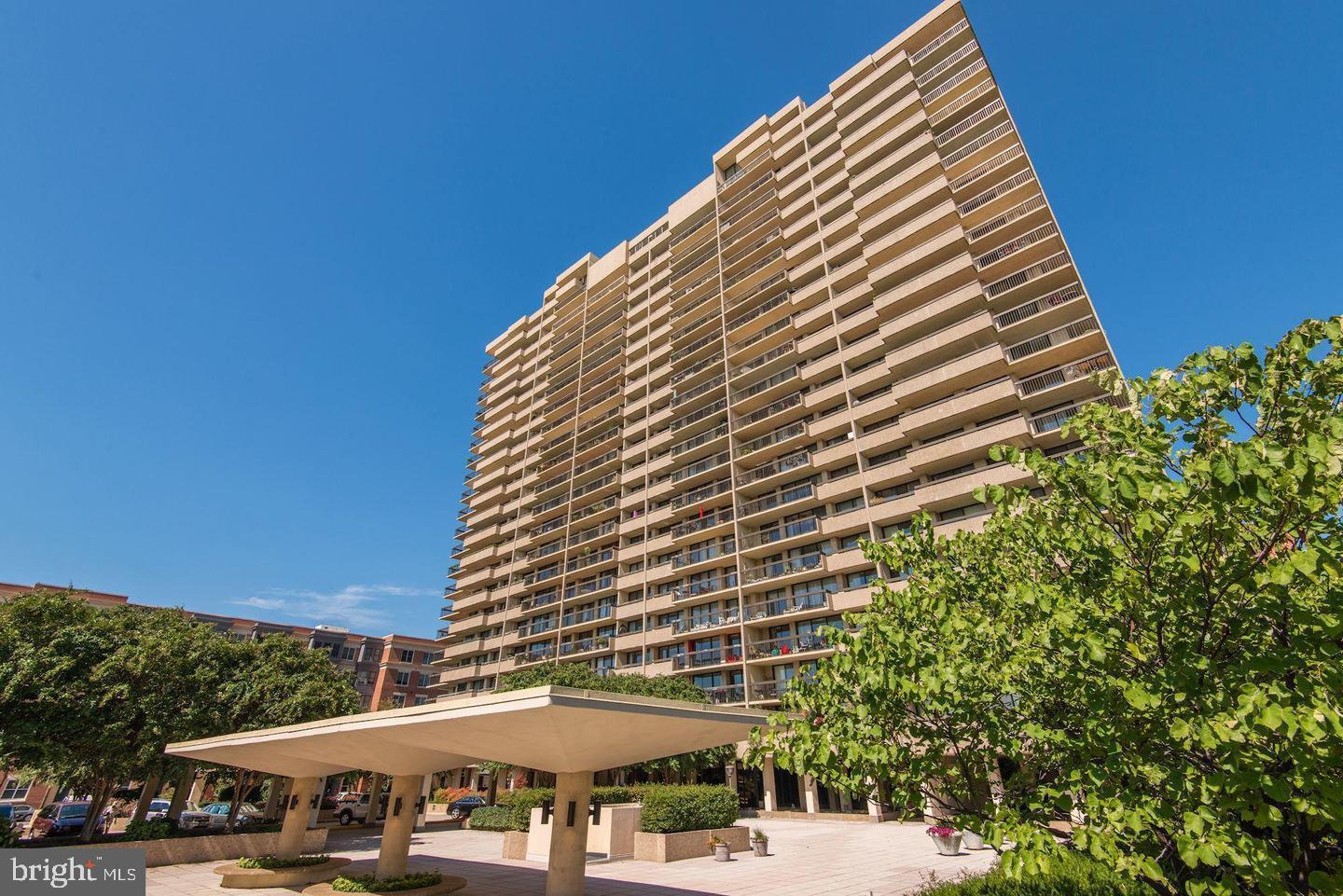 ALEXANDRIA HOUSE - Residential Lease