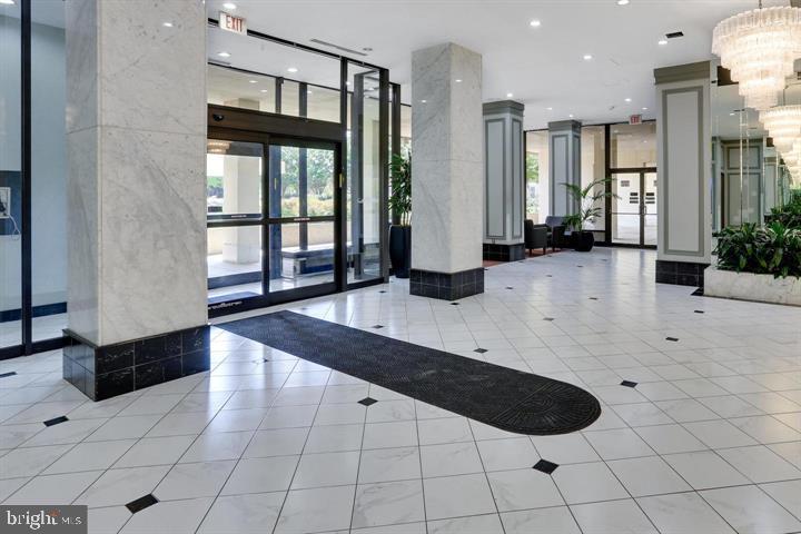 ALEXANDRIA HOUSE - Residential Lease