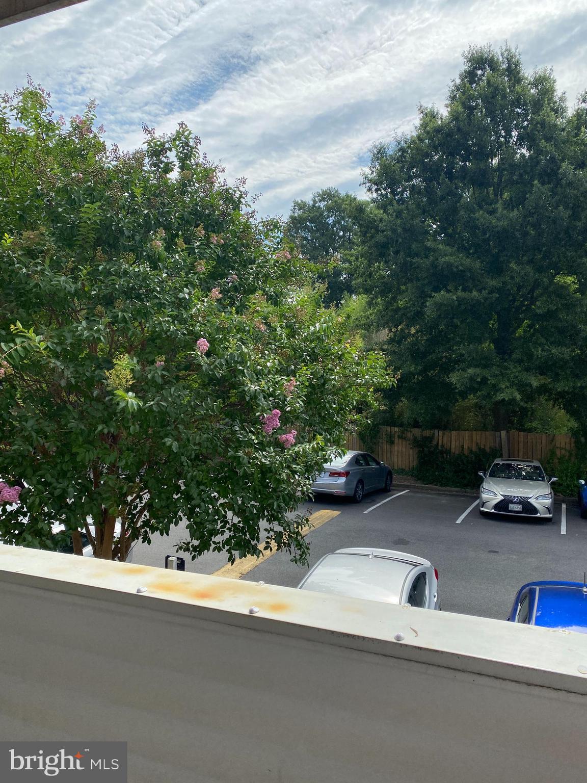 VALLEY PARK CONDOMINIUMS - Residential Lease