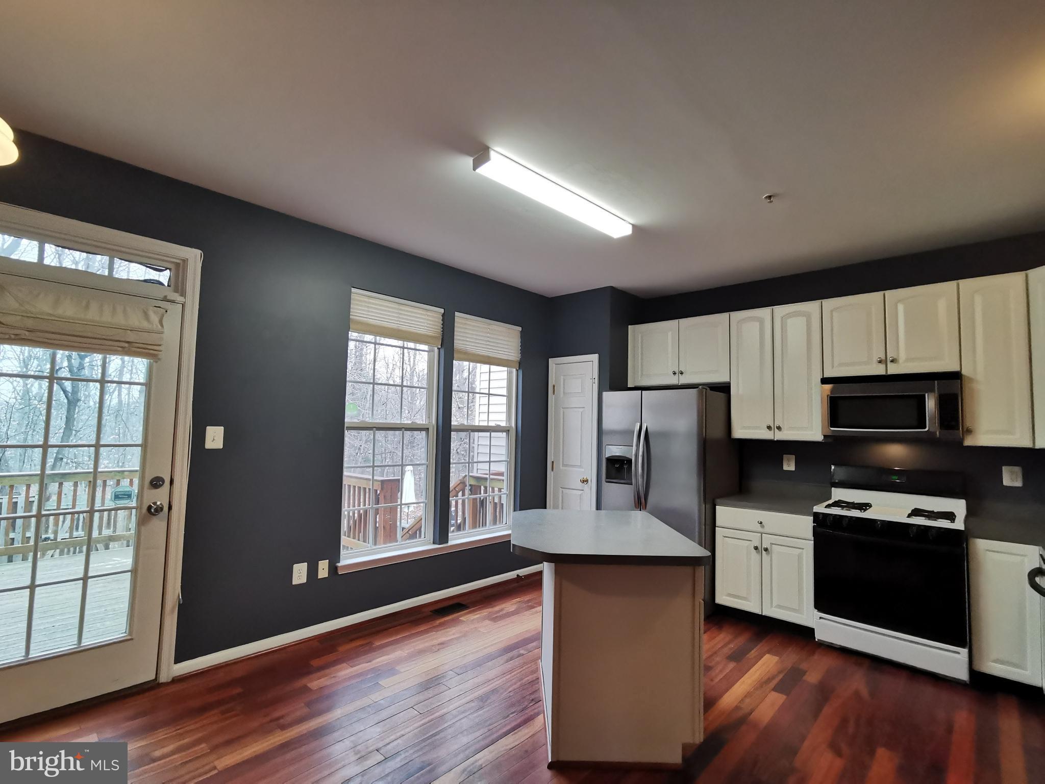 VILLAGES OF URBANA - Residential Lease