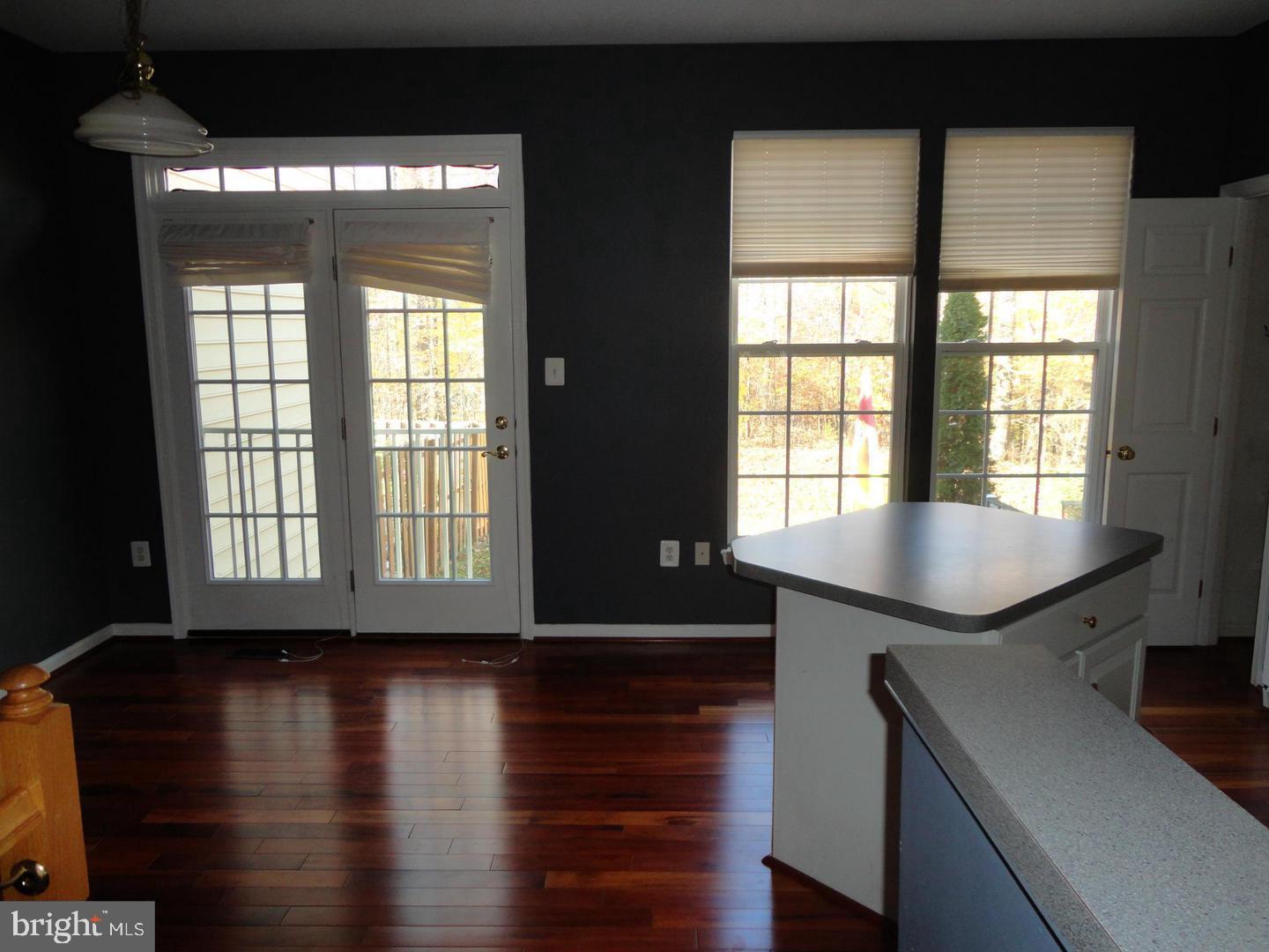 VILLAGES OF URBANA - Residential Lease