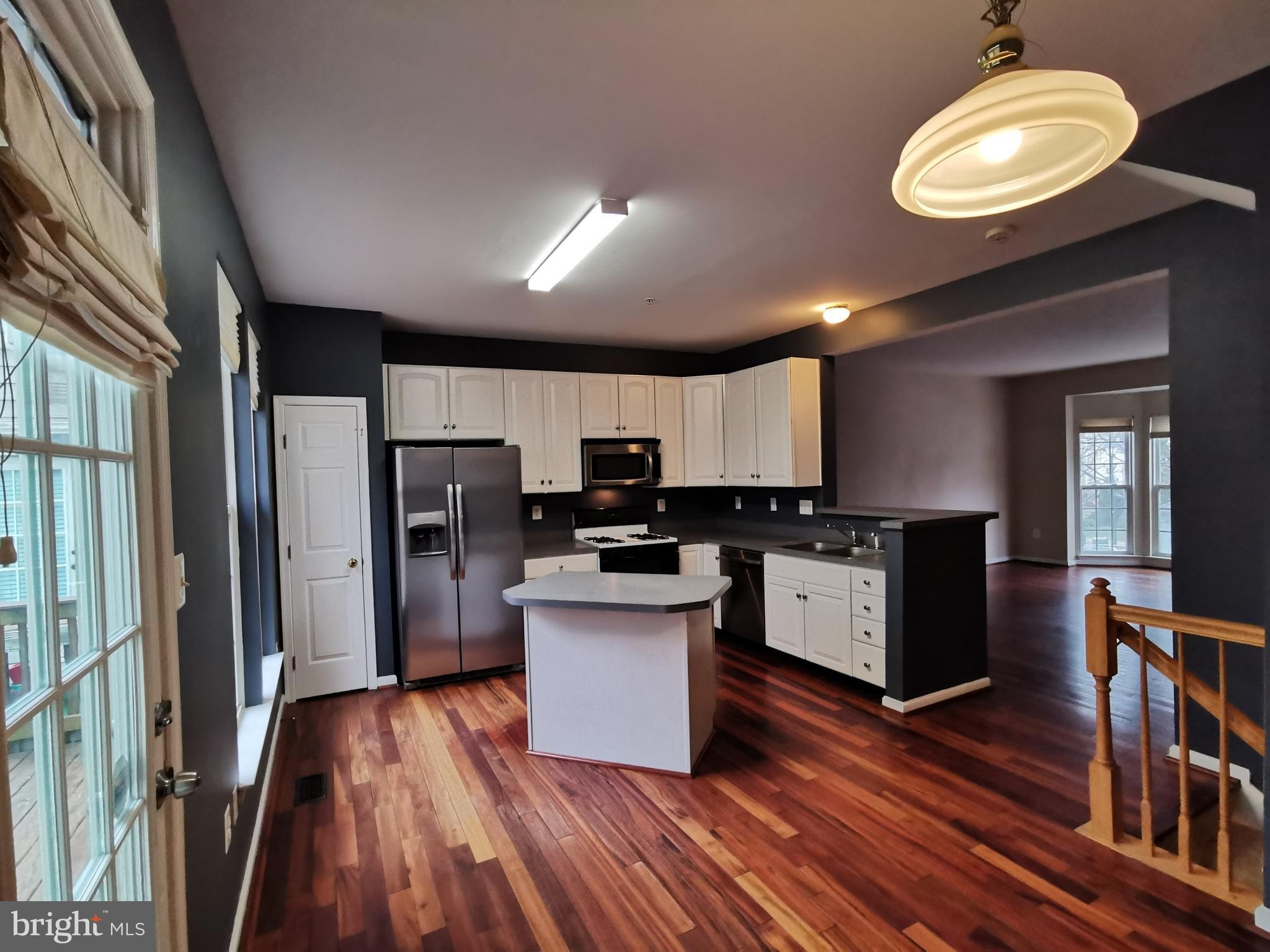 VILLAGES OF URBANA - Residential Lease