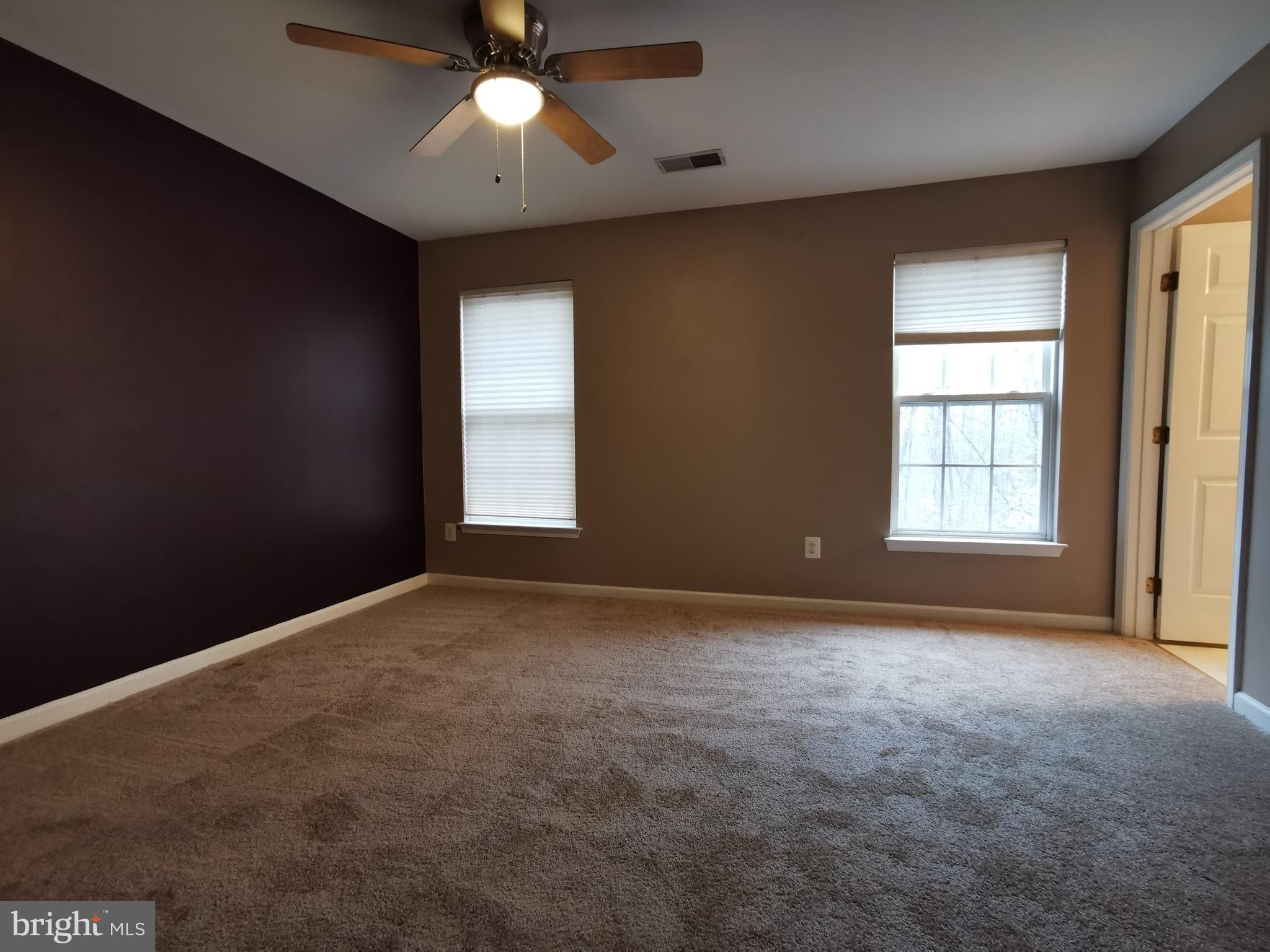 VILLAGES OF URBANA - Residential Lease