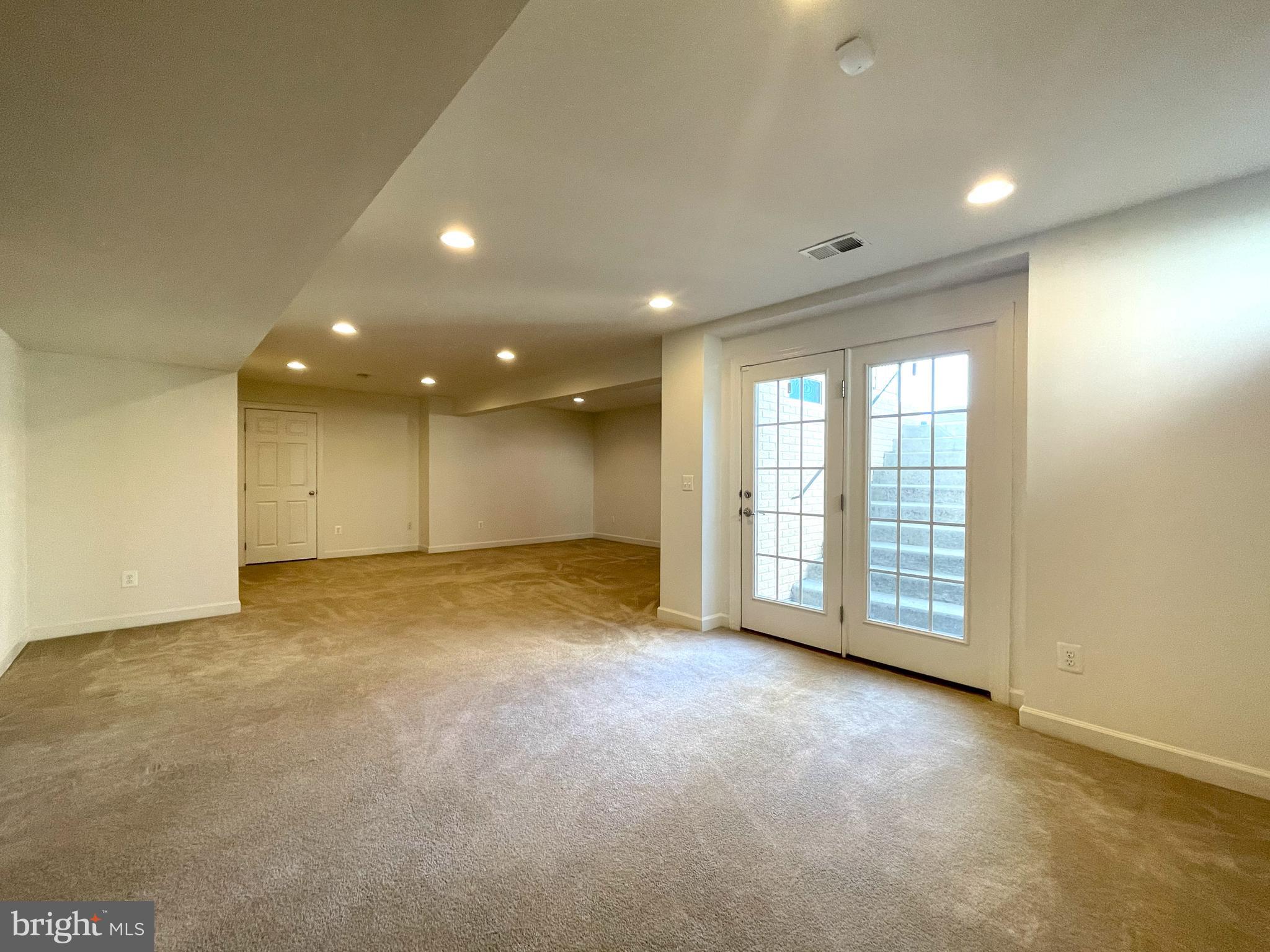 SPRINGDALE FARM - Residential