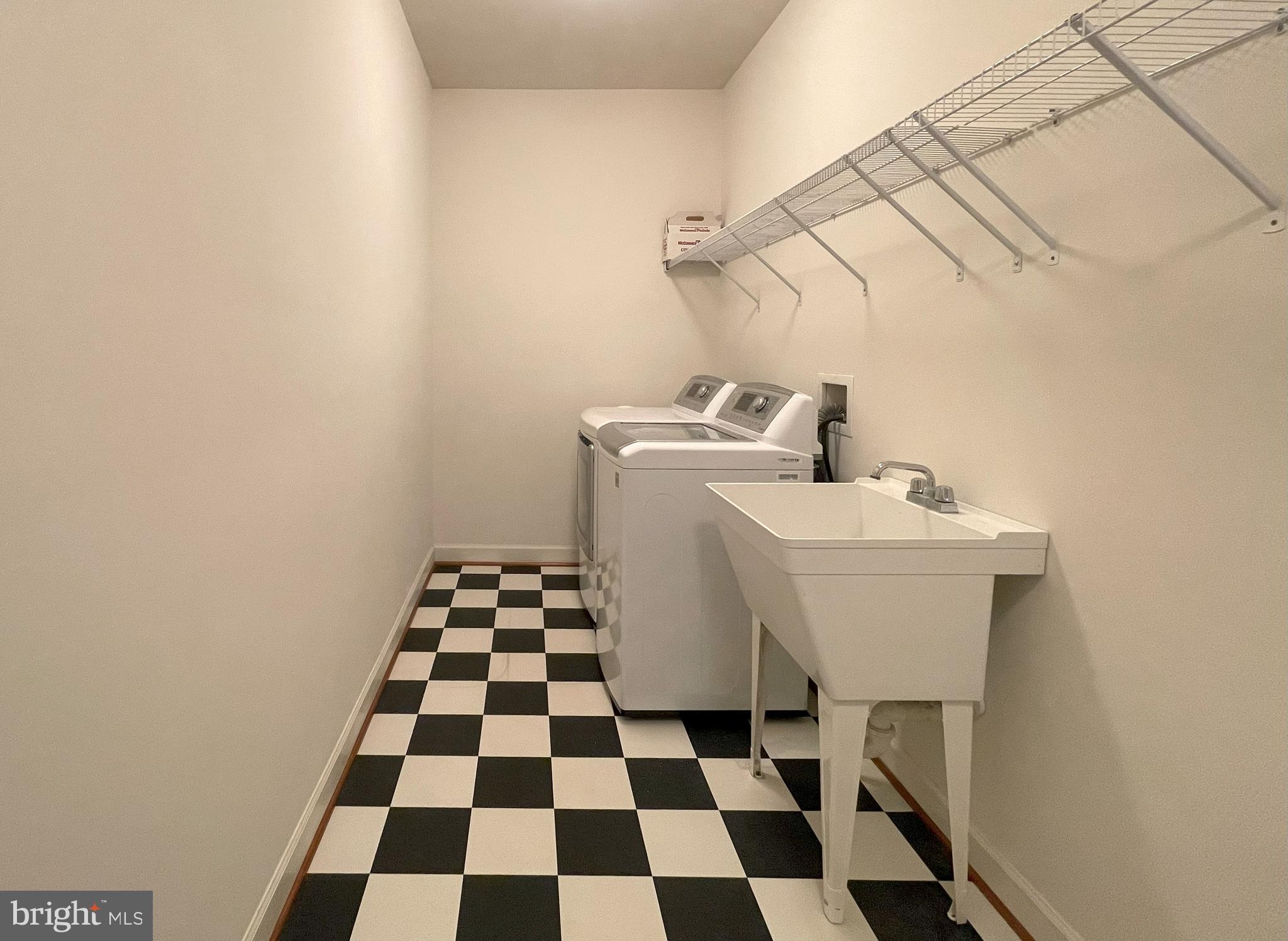 SPRINGDALE FARM - Residential