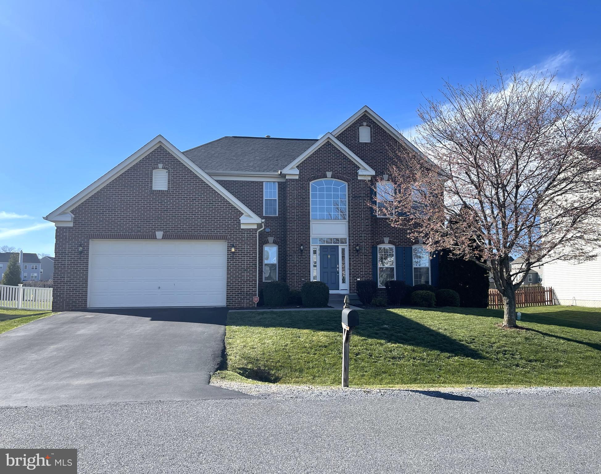 SPRINGDALE FARM - Residential