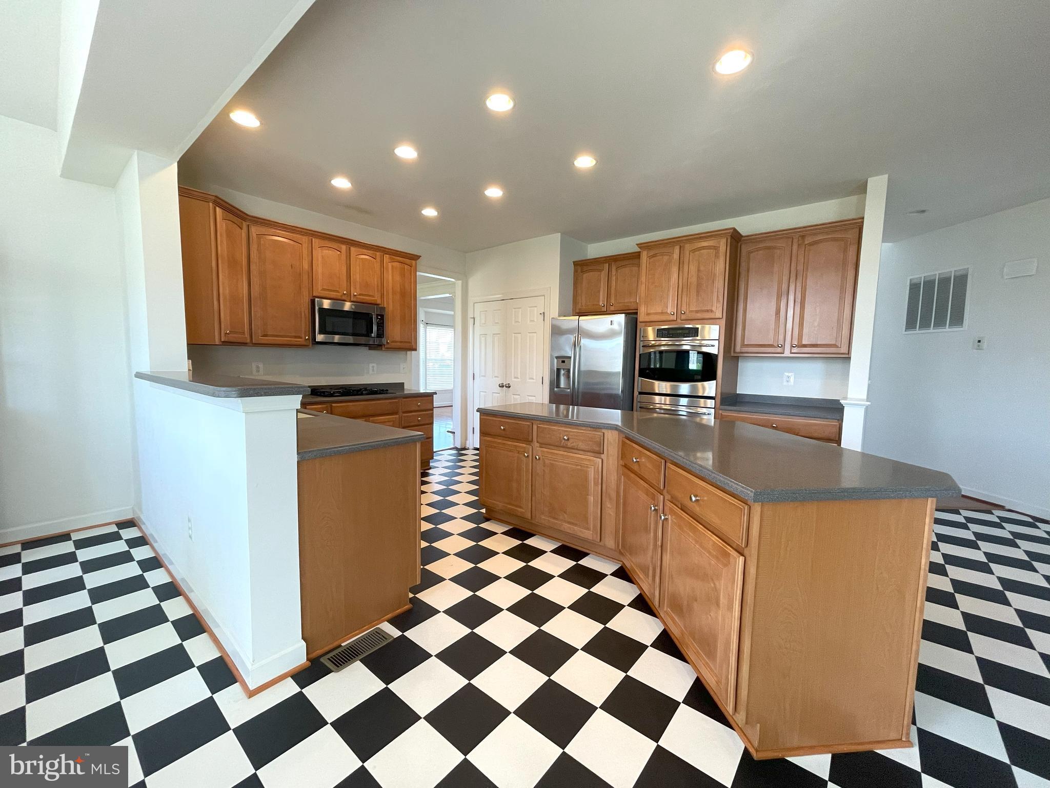 SPRINGDALE FARM - Residential