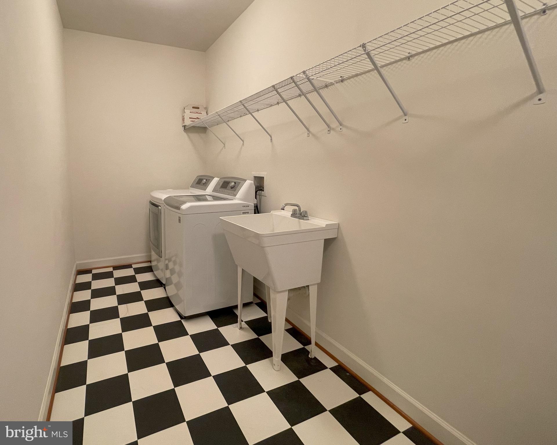 SPRINGDALE FARM - Residential