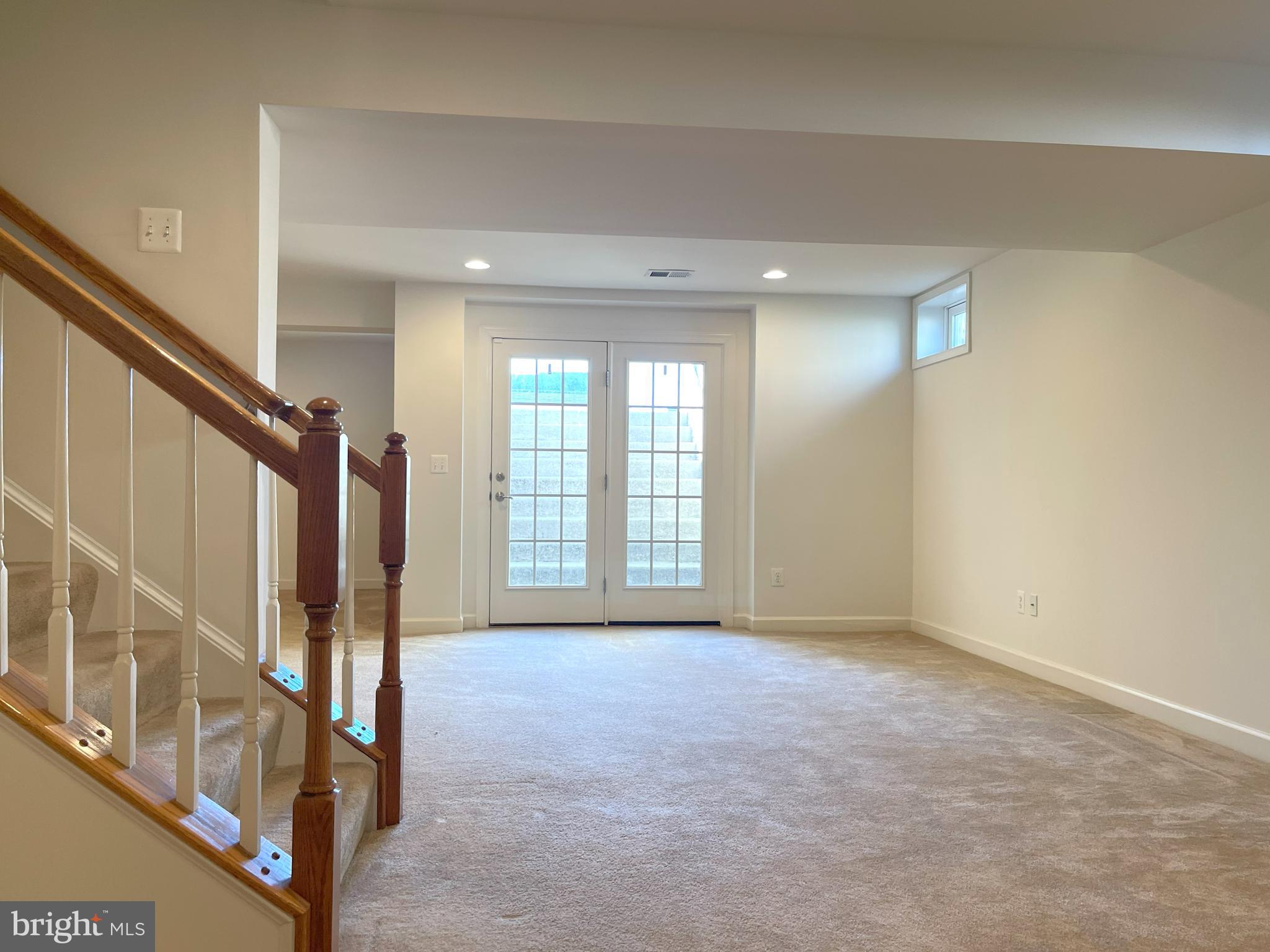 SPRINGDALE FARM - Residential