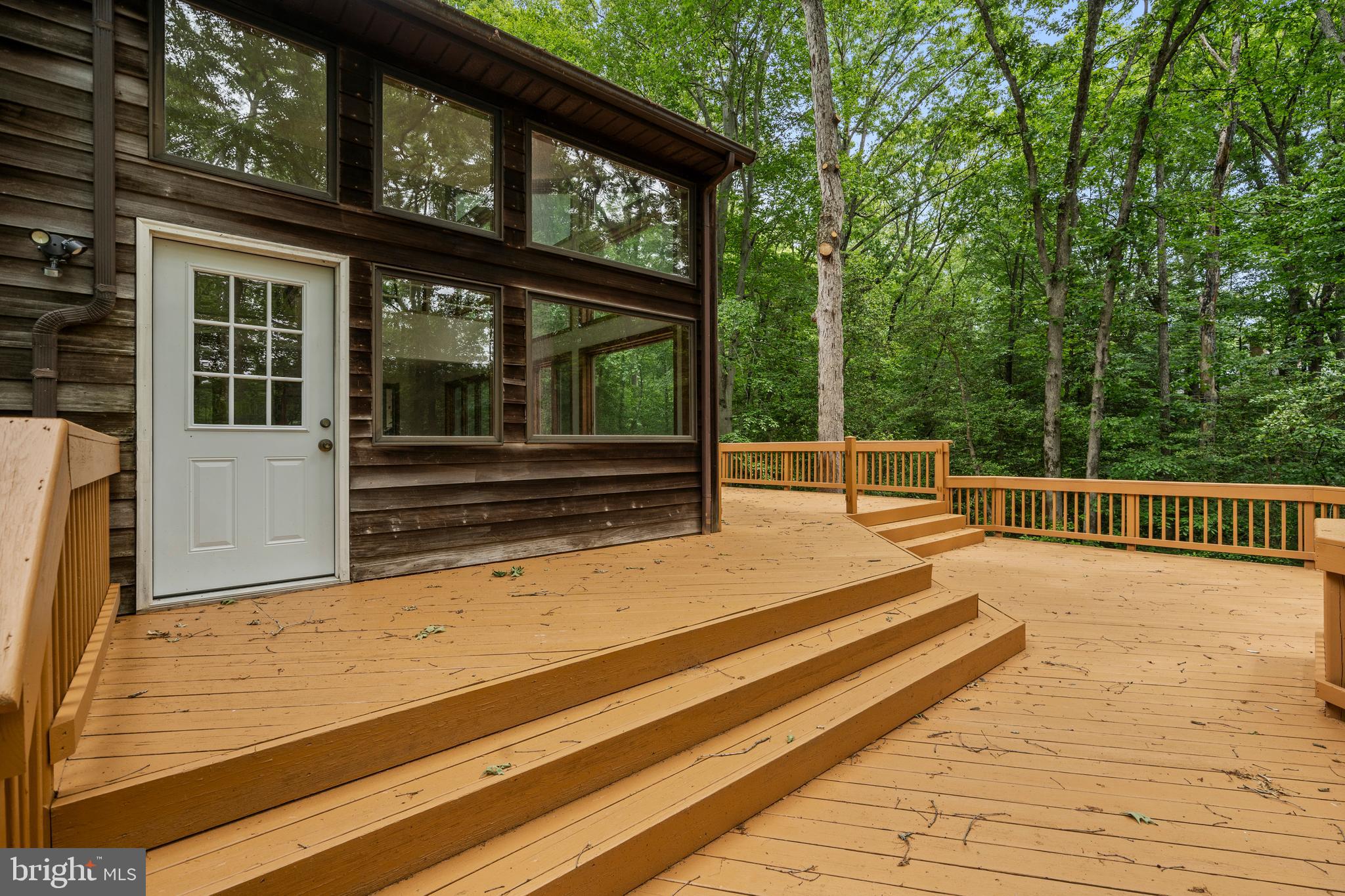 CAERNARVON WOODS - Residential