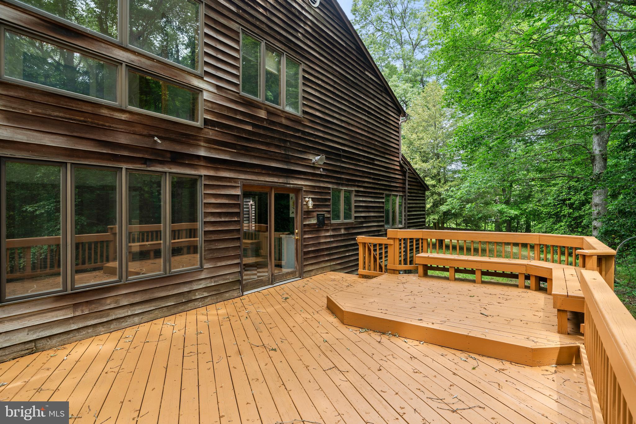 CAERNARVON WOODS - Residential