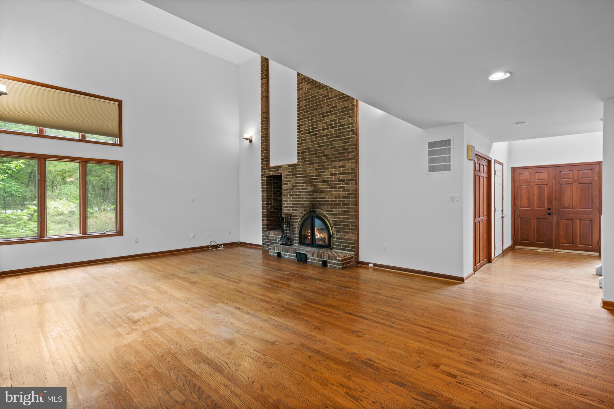 CAERNARVON WOODS - Residential