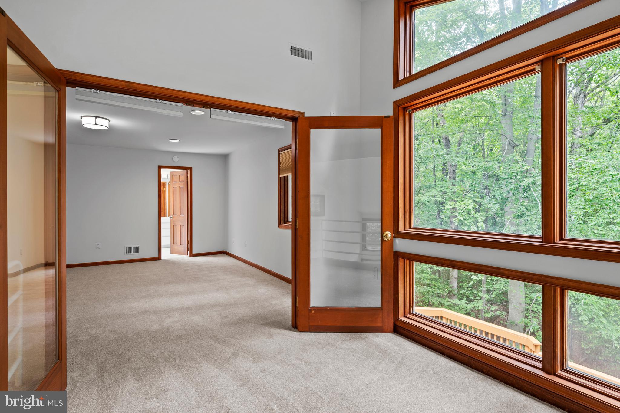 CAERNARVON WOODS - Residential