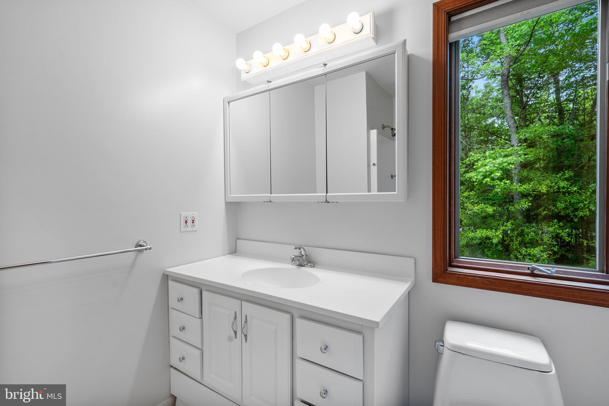 CAERNARVON WOODS - Residential