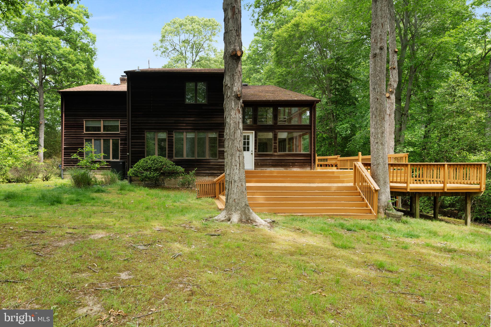 CAERNARVON WOODS - Residential