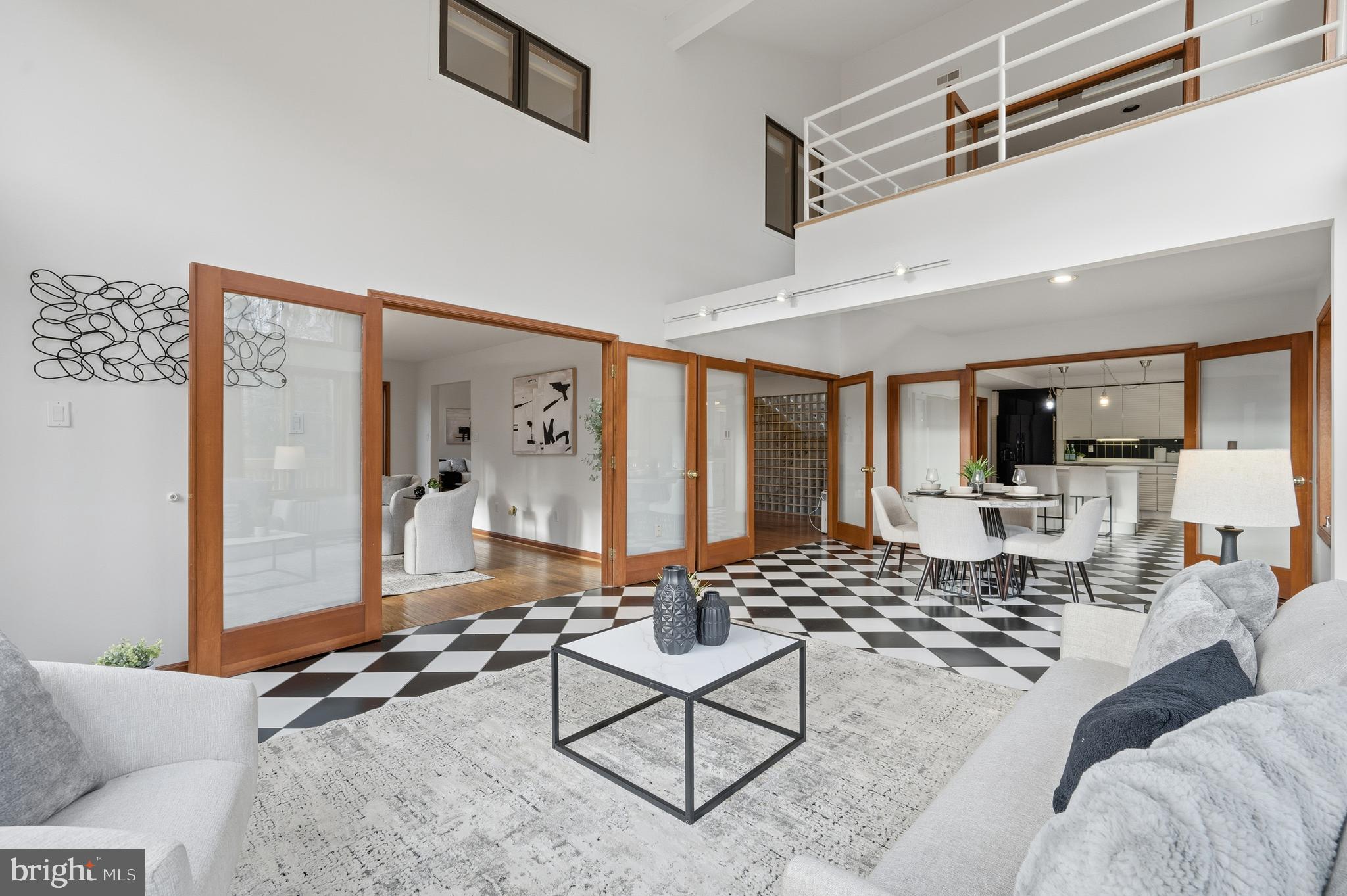 CAERNARVON WOODS - Residential