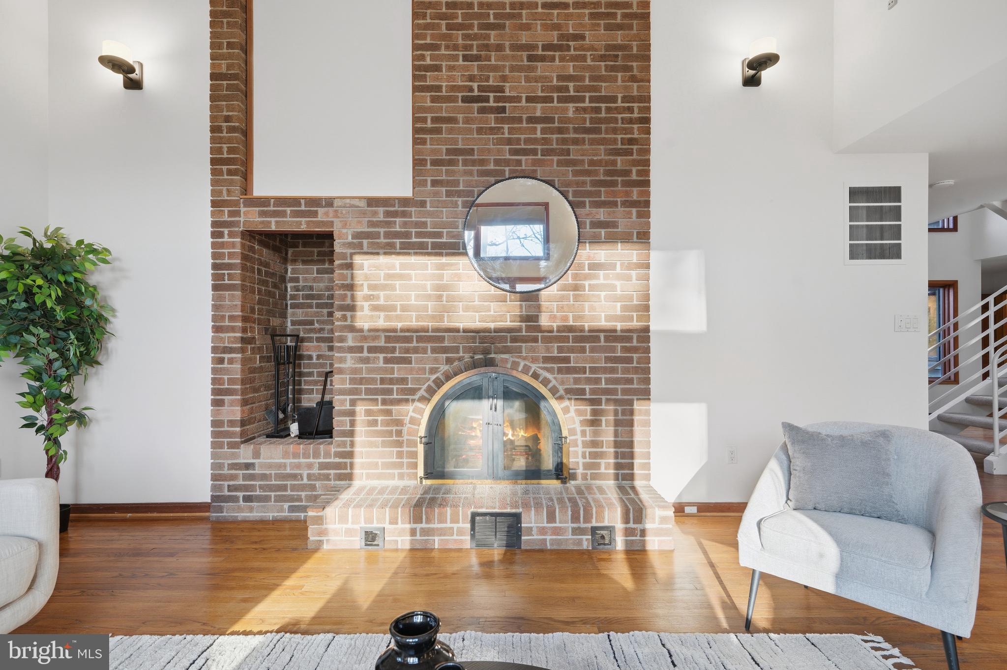 CAERNARVON WOODS - Residential