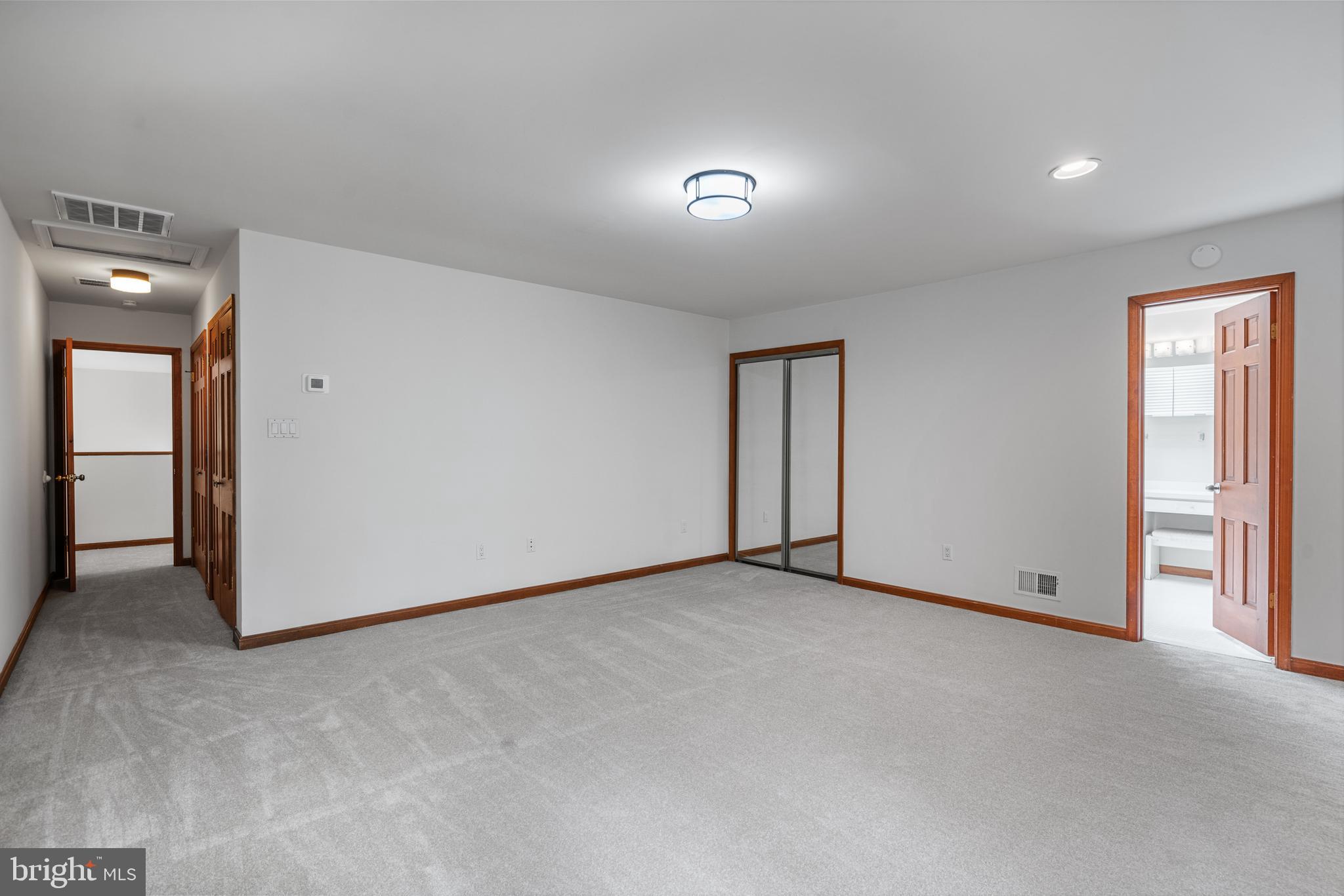 CAERNARVON WOODS - Residential