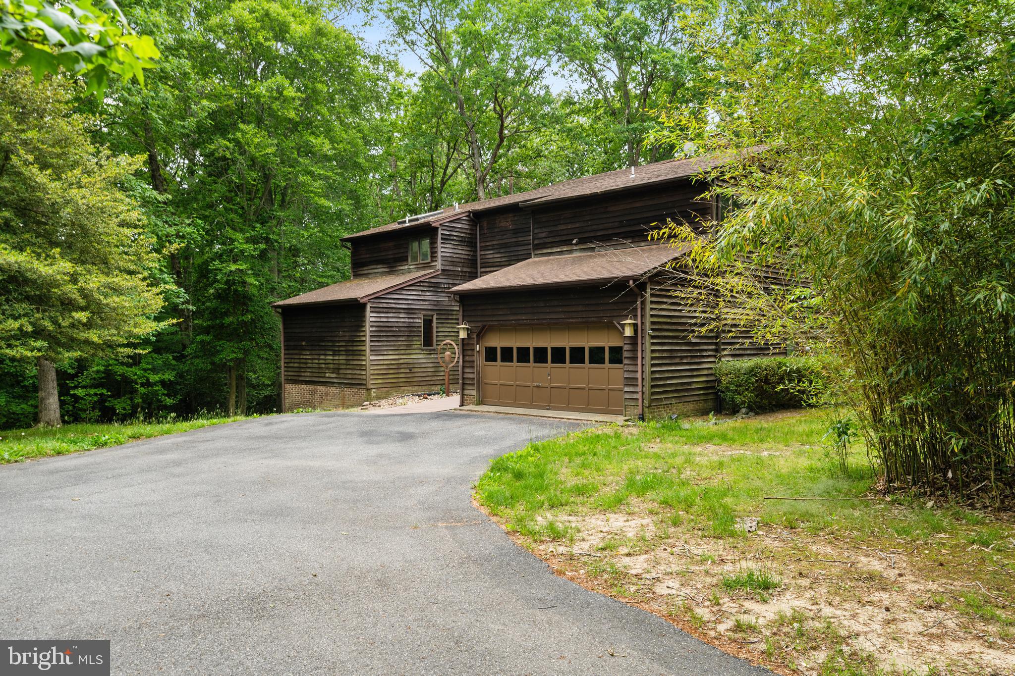 CAERNARVON WOODS - Residential