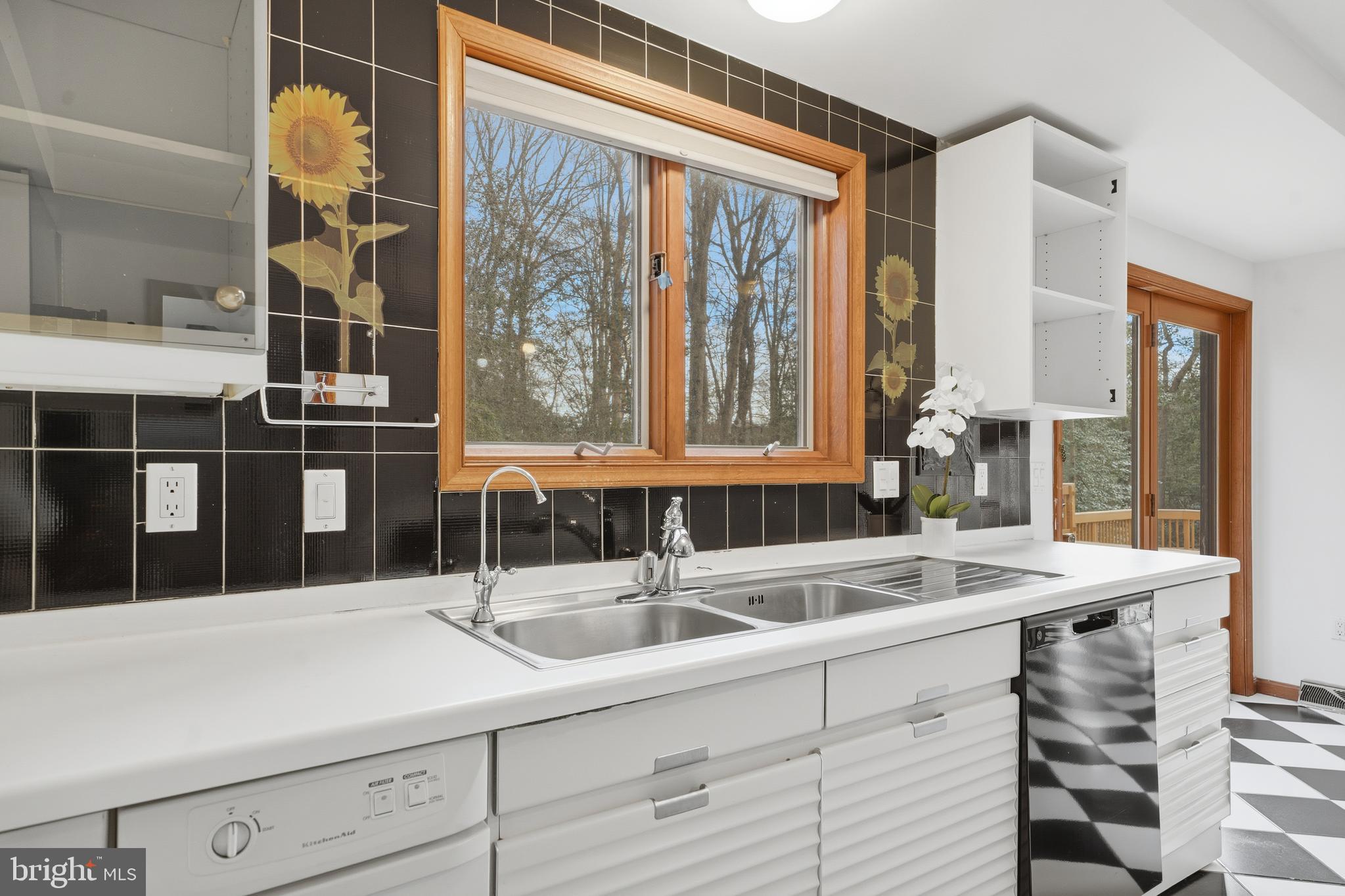 CAERNARVON WOODS - Residential