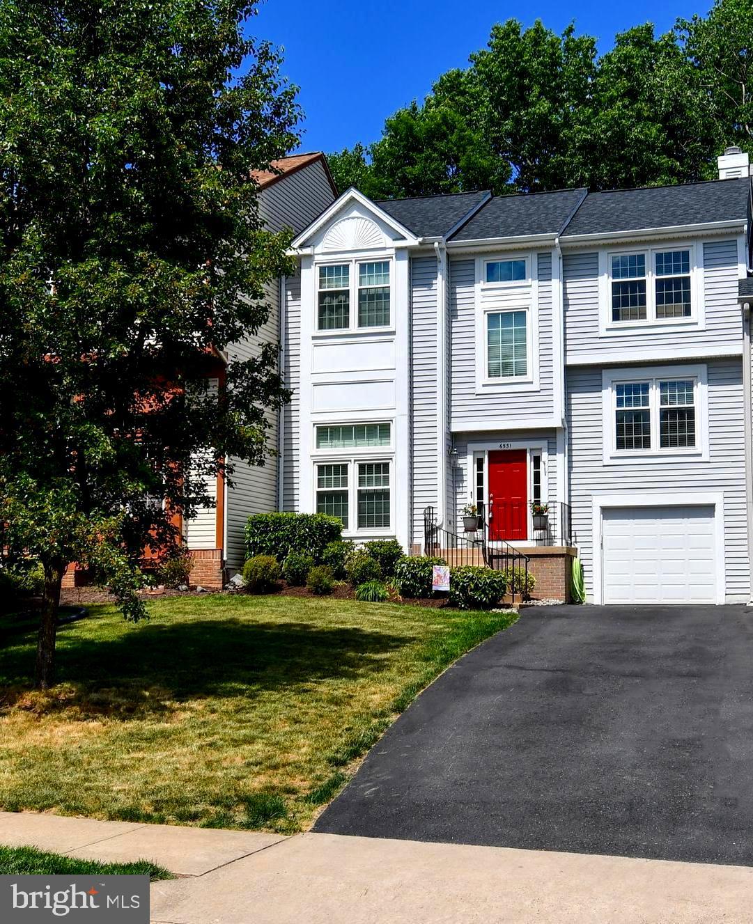 GREEN TRAILS - Residential