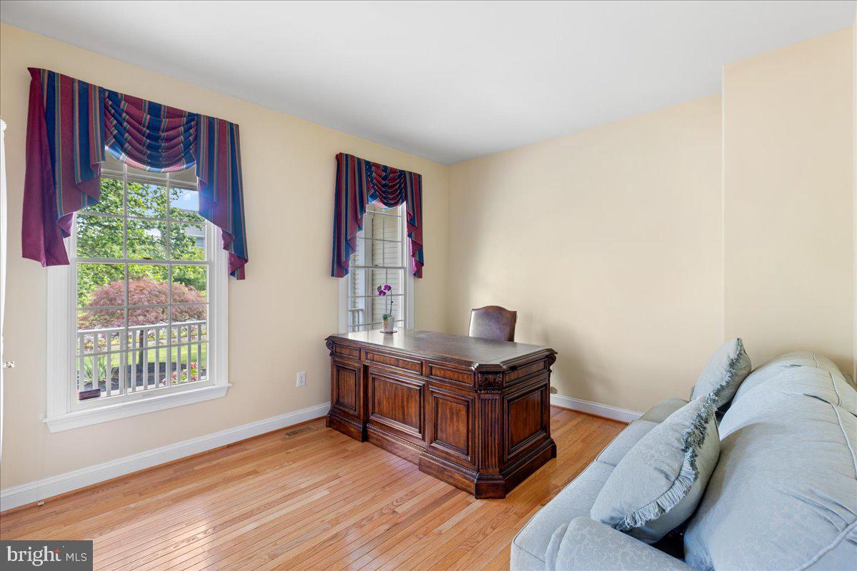 7 CAMAS COURT