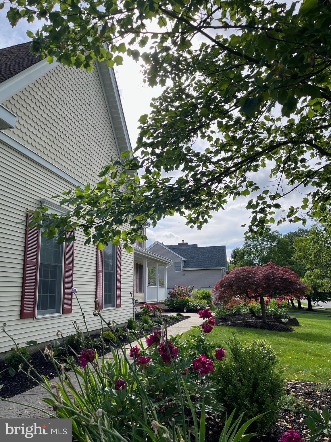 7 CAMAS COURT