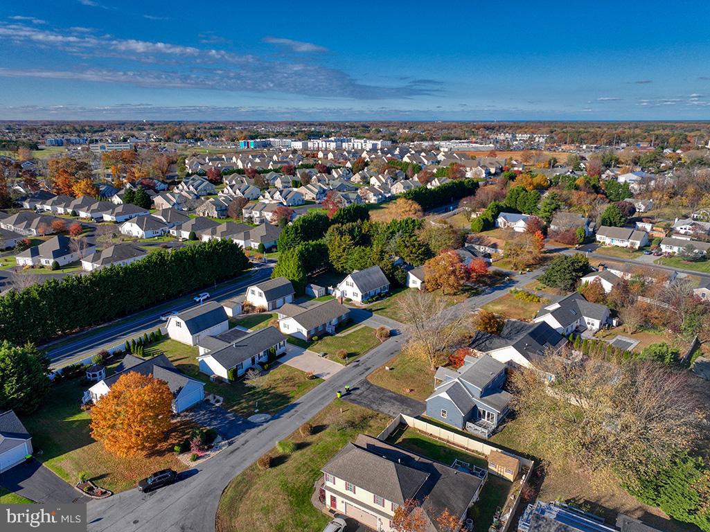 BREEZEWOOD - Residential