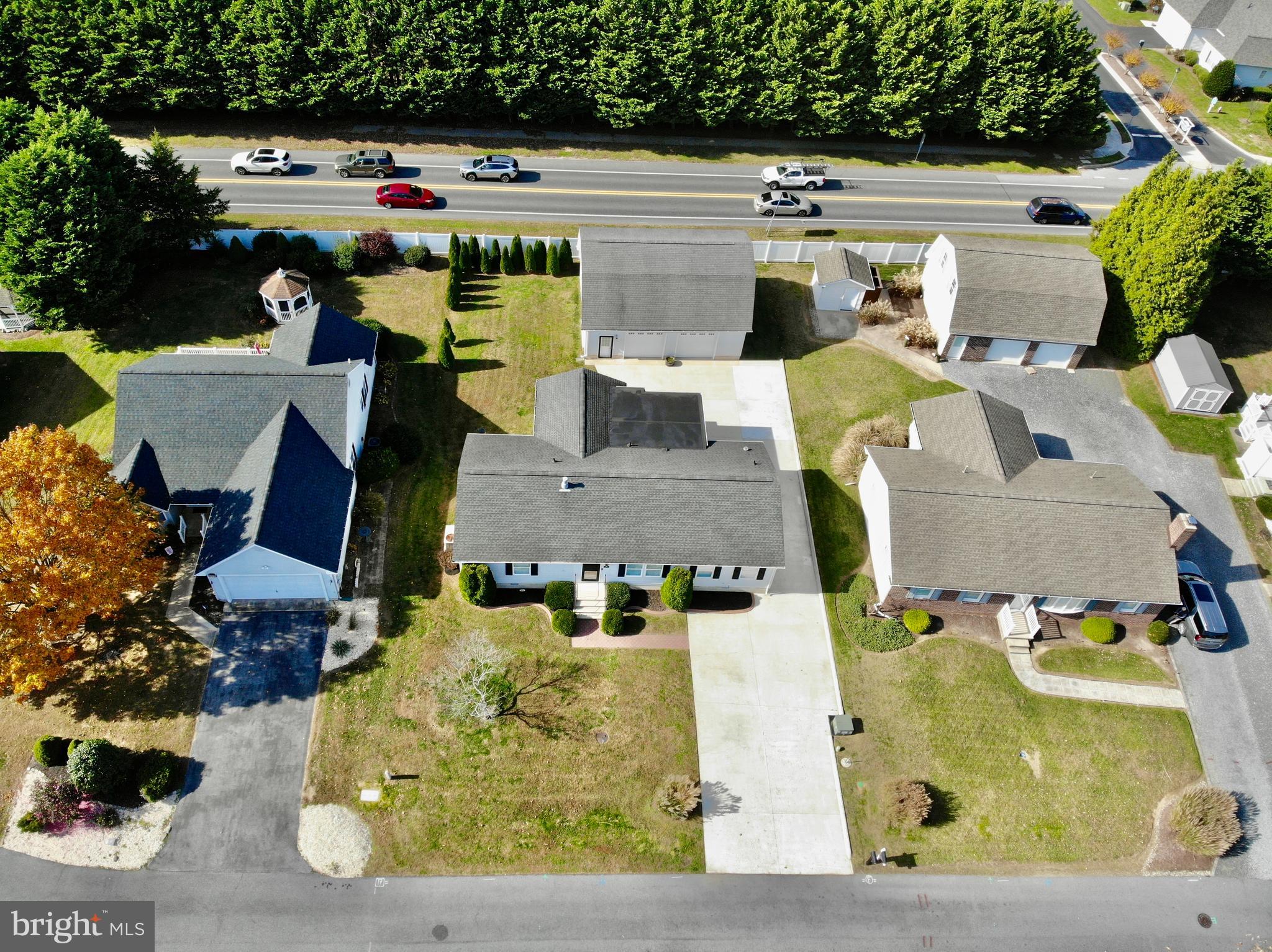 BREEZEWOOD - Residential