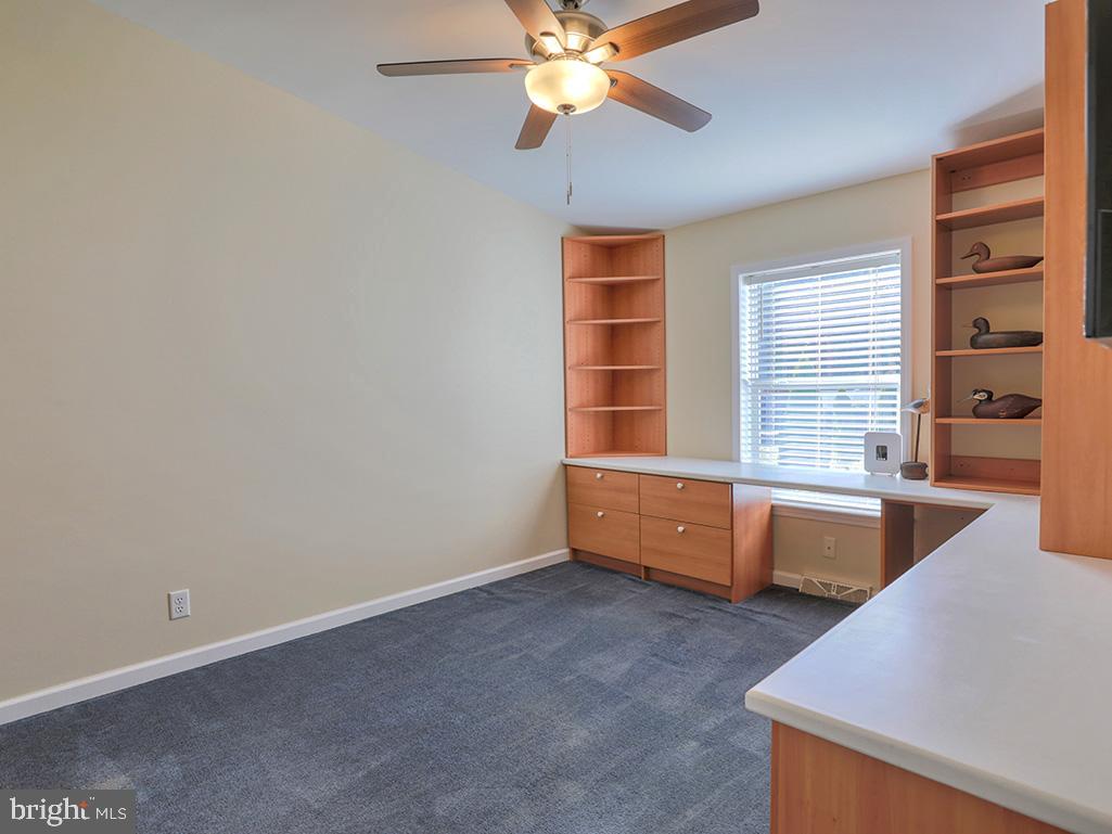 BREEZEWOOD - Residential