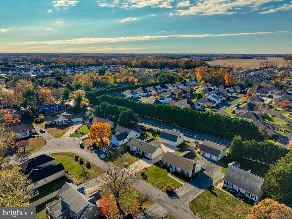 BREEZEWOOD - Residential