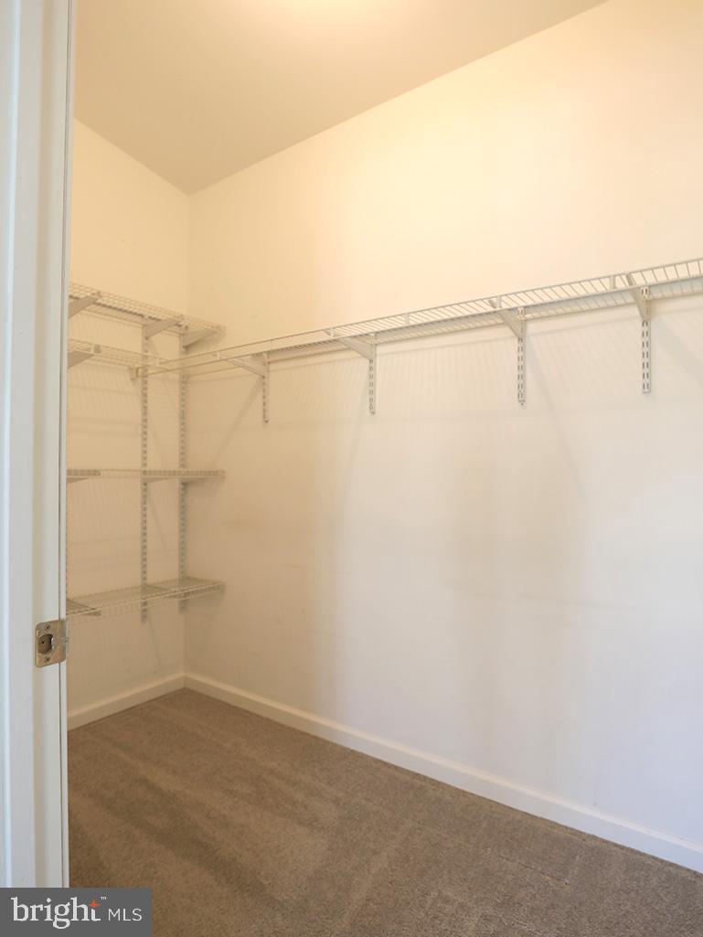 BREEZEWOOD - Residential