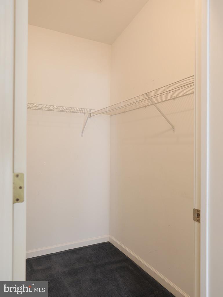 BREEZEWOOD - Residential