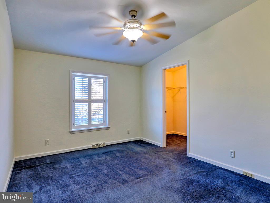 BREEZEWOOD - Residential