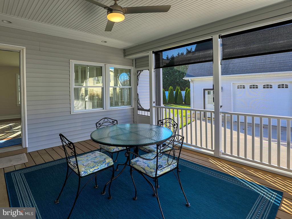 BREEZEWOOD - Residential