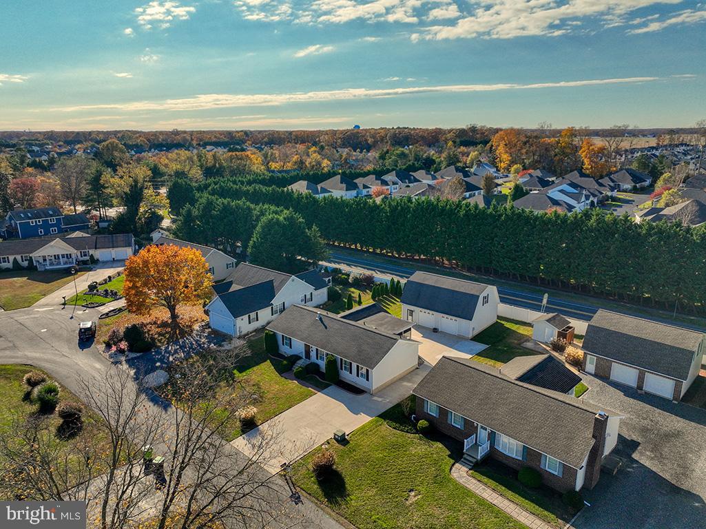 BREEZEWOOD - Residential