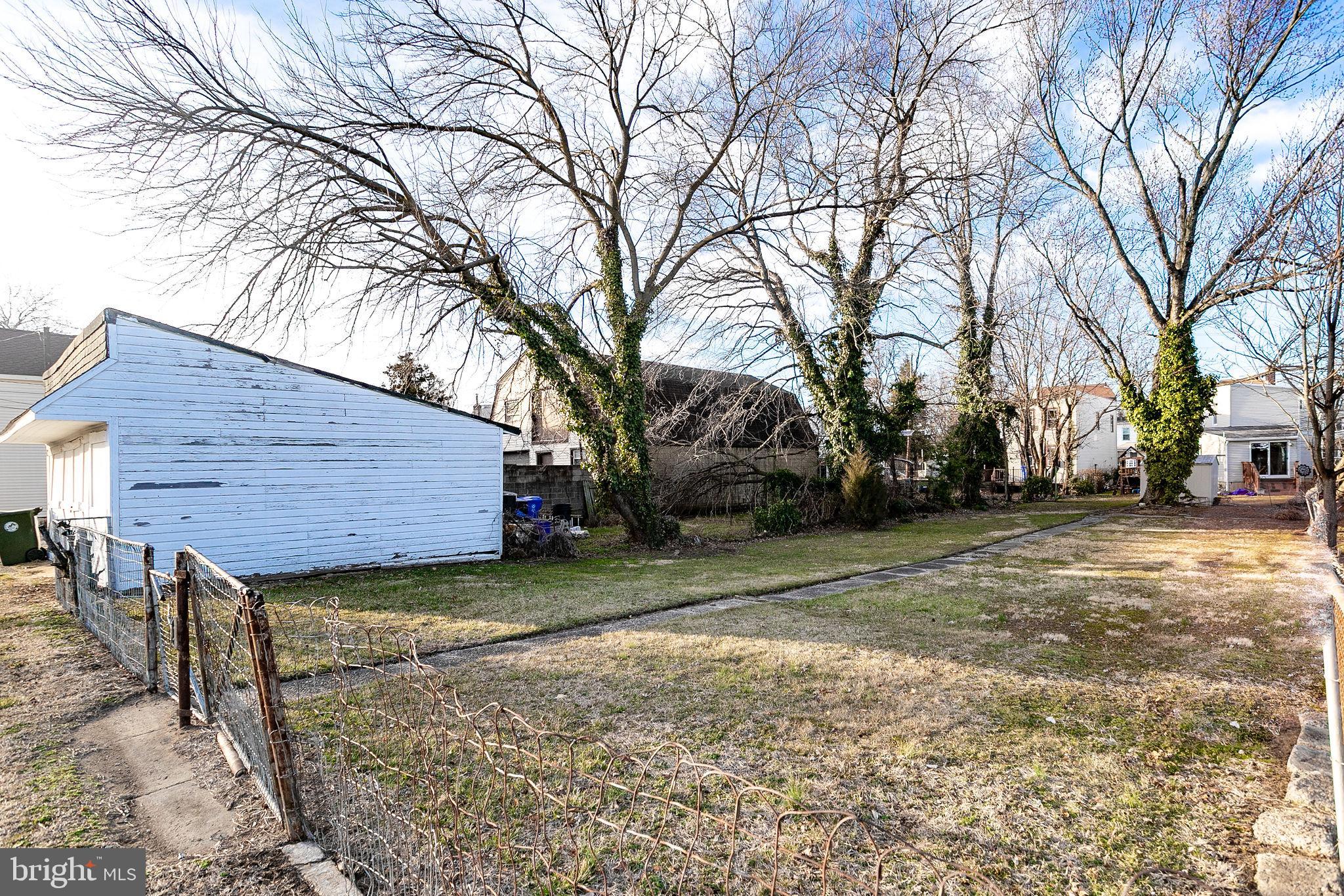 709 COLUMBUS ROAD