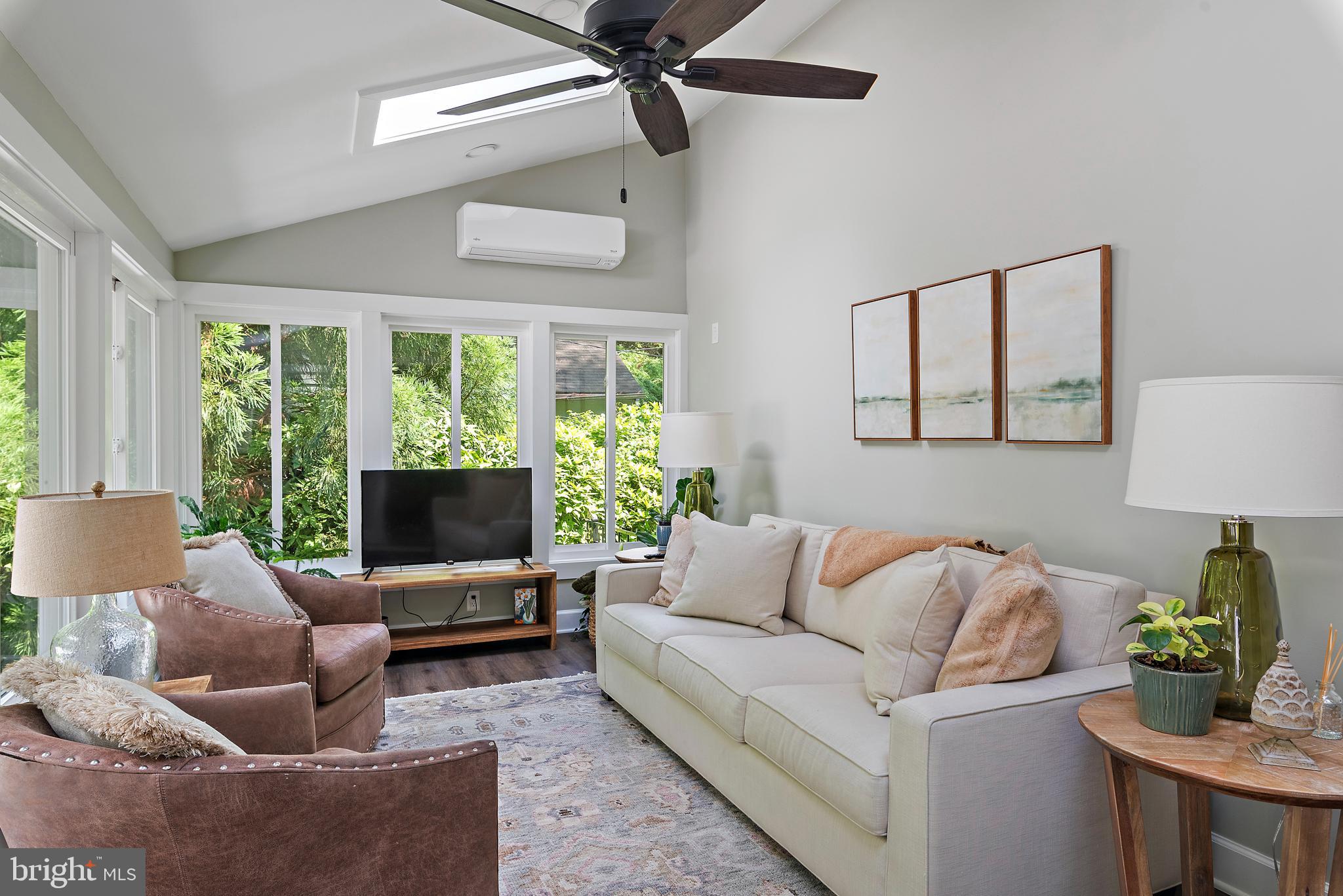 SEVERNA PARK - Residential