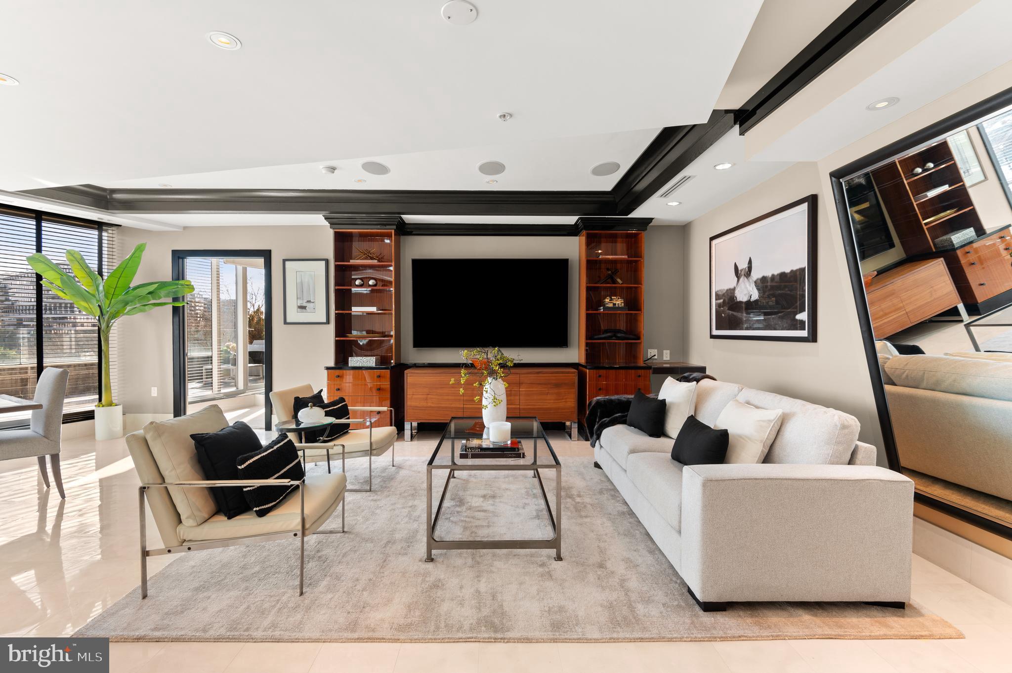 GEORGETOWN - Residential