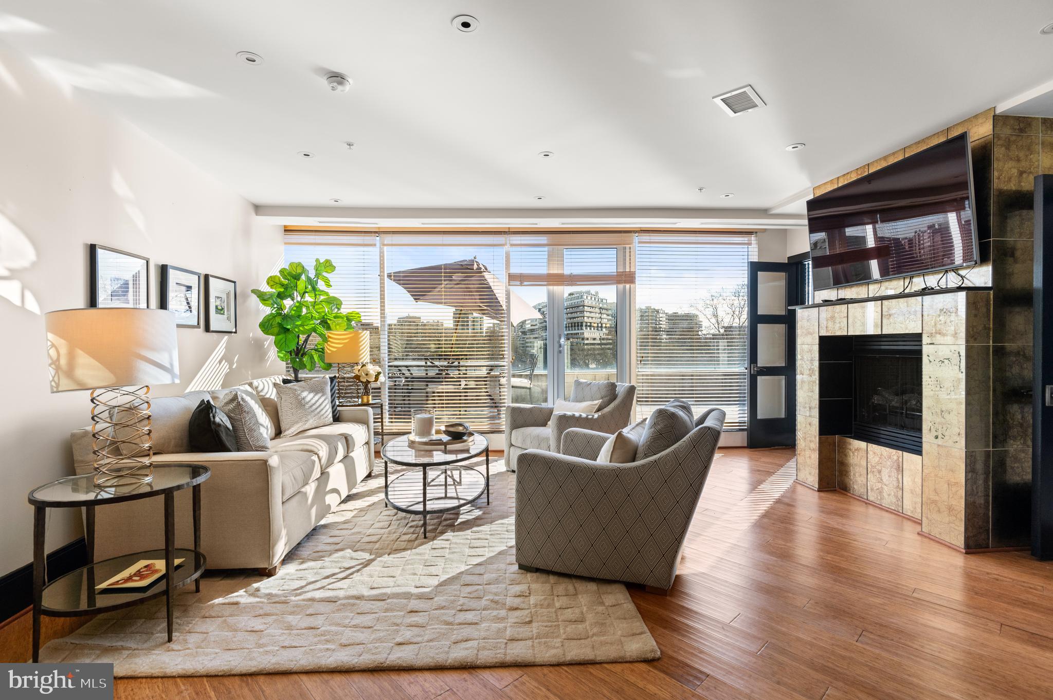 GEORGETOWN - Residential