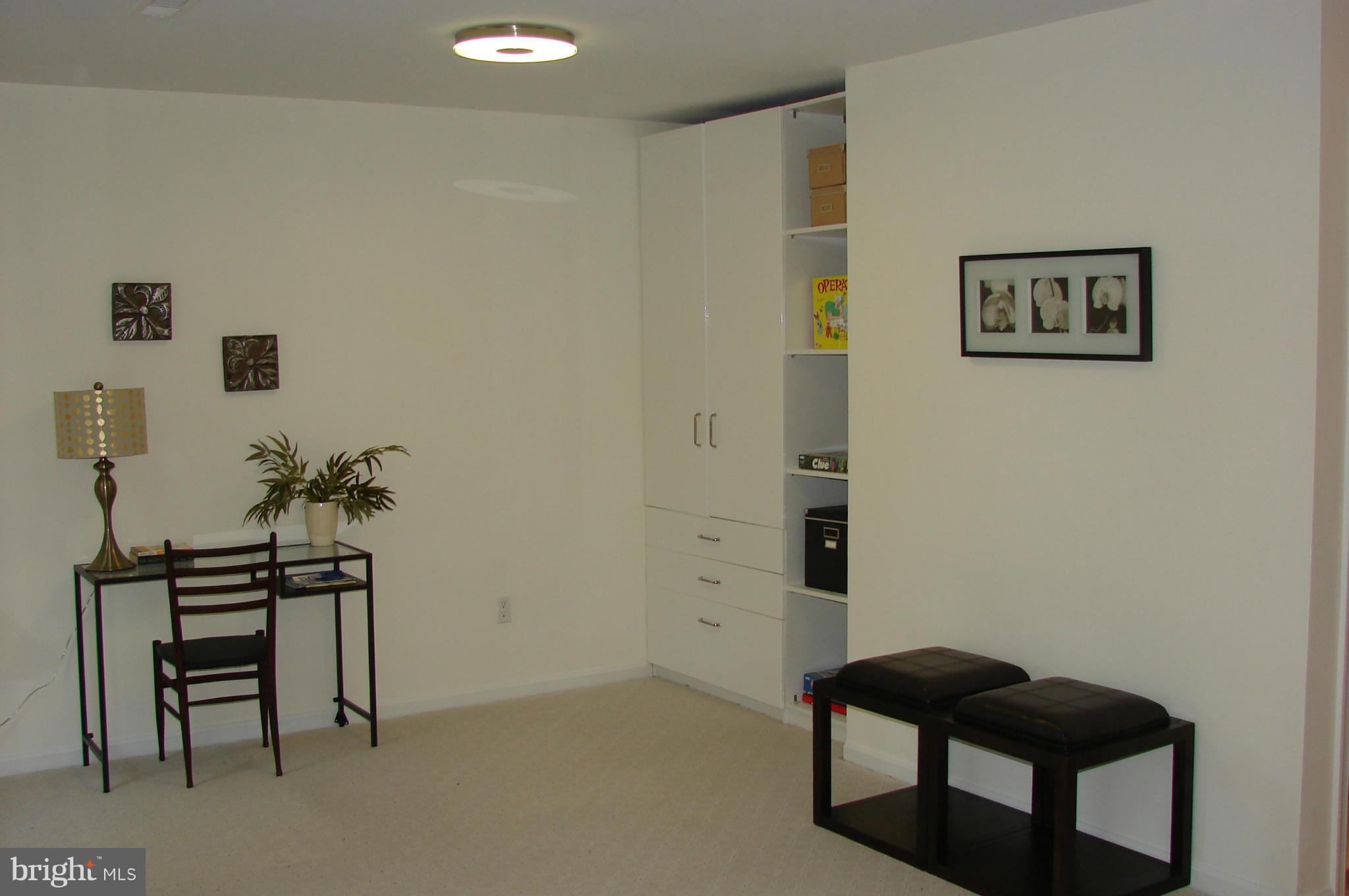 WOODMONT PLACE - Residential Lease