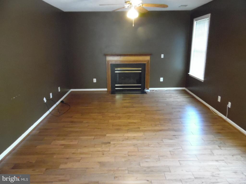 ST CHARLES DORCHESTER - Residential Lease