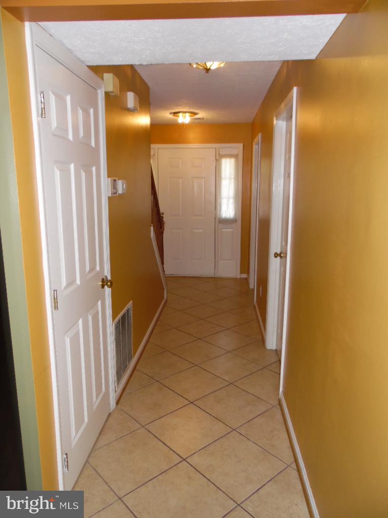 ST CHARLES DORCHESTER - Residential Lease