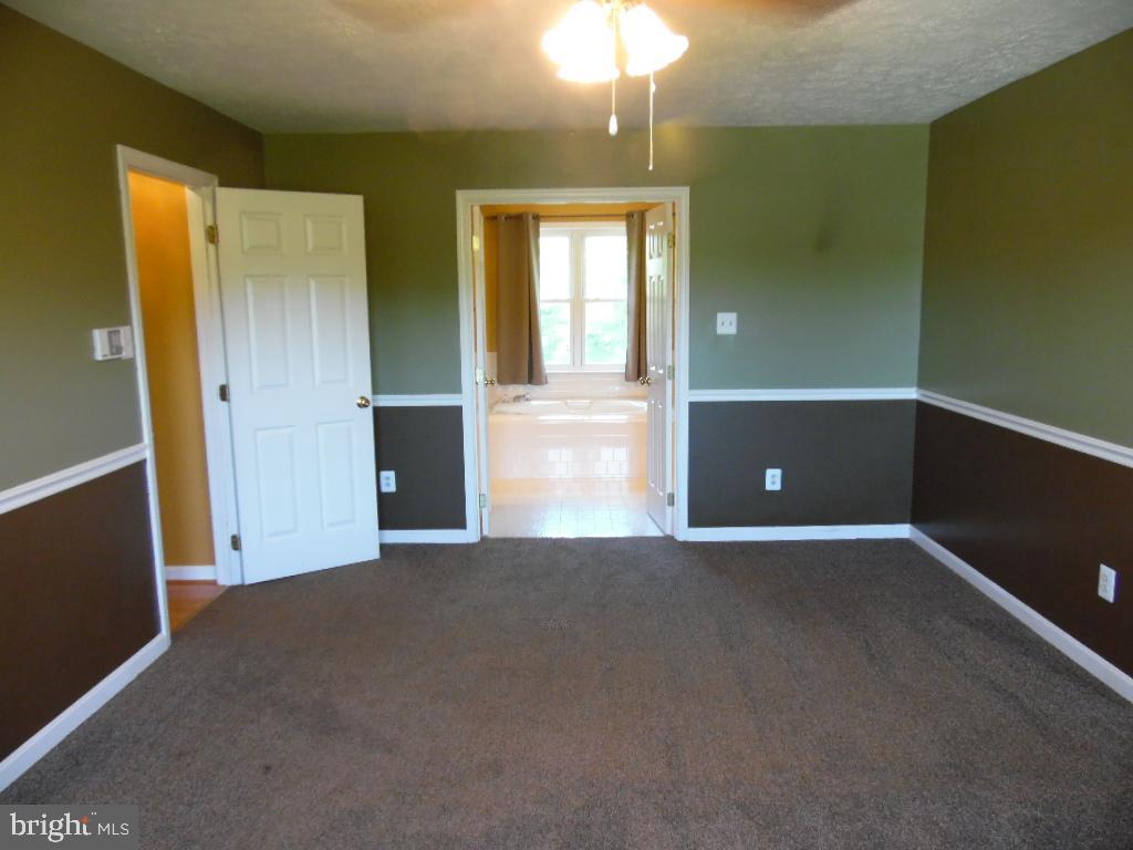 ST CHARLES DORCHESTER - Residential Lease